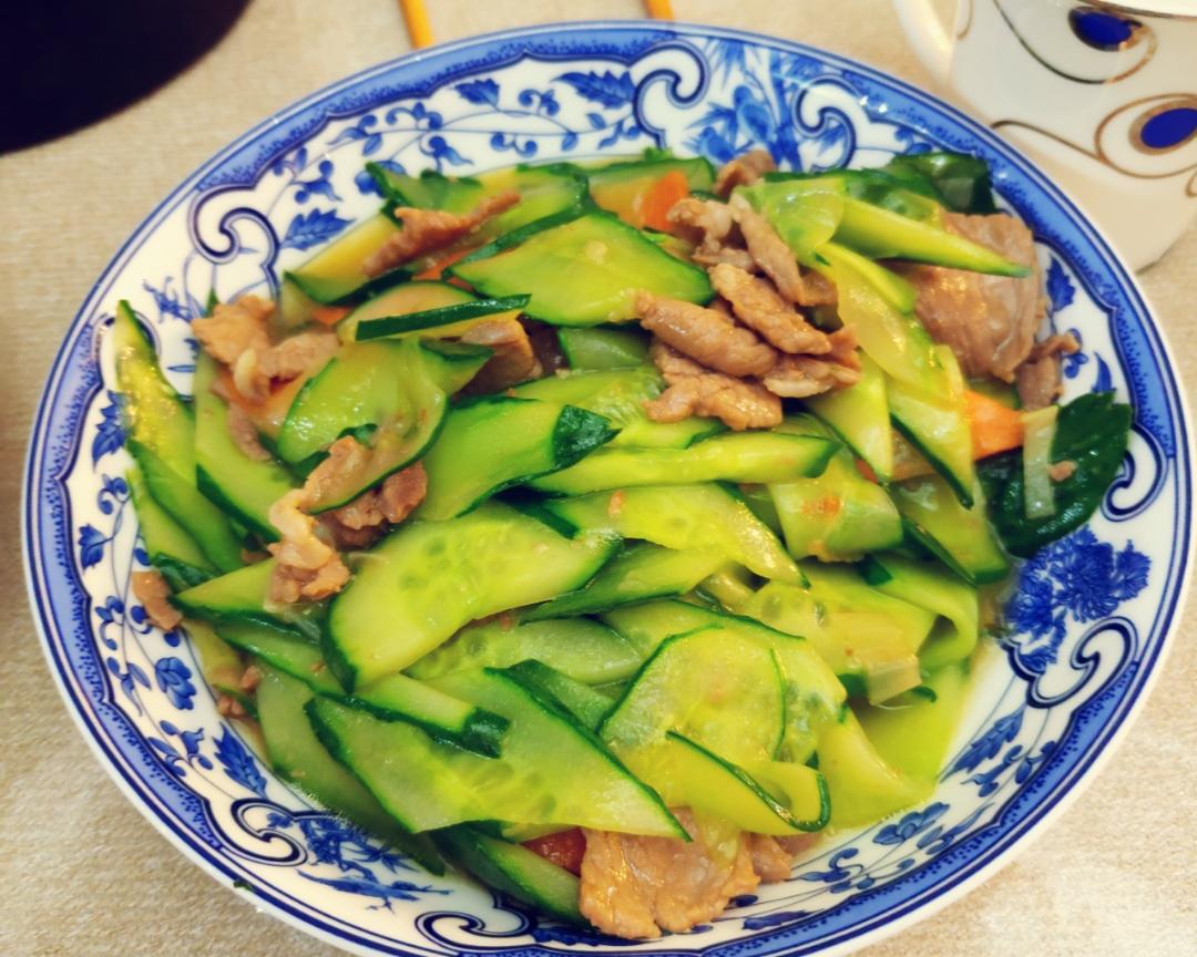 瓜片炒肉的做法