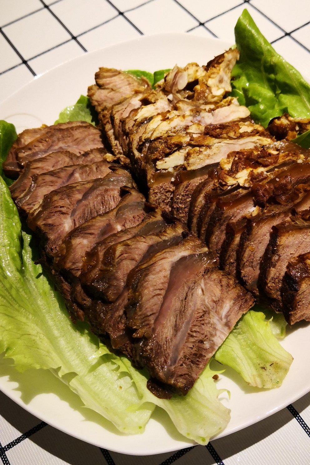 卤牛肉