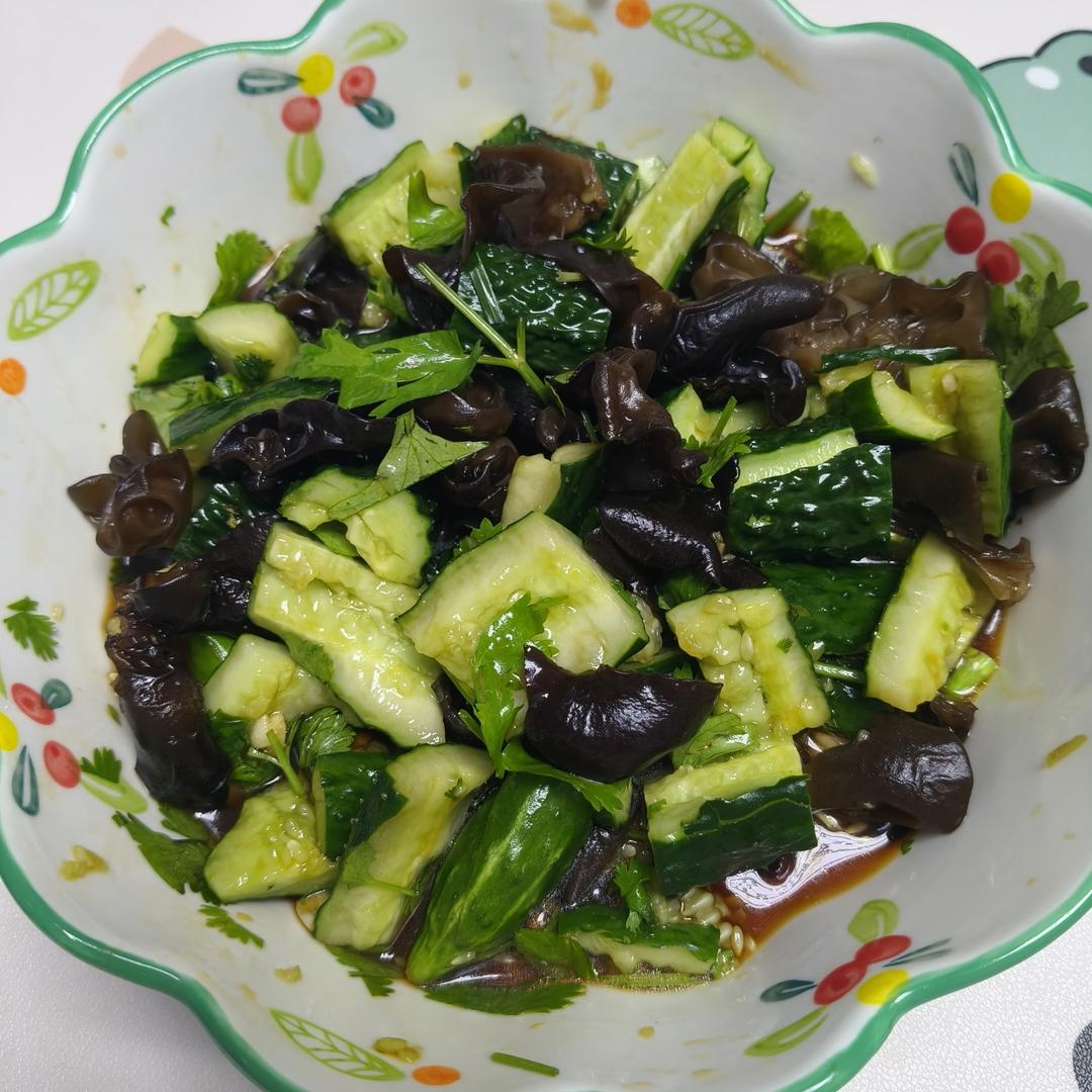 赞不绝口拍黄瓜🥒