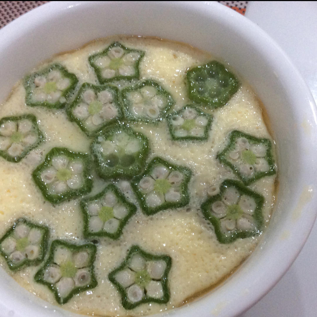 颜值控-做一朵开在碗里的花秋葵蒸水蛋