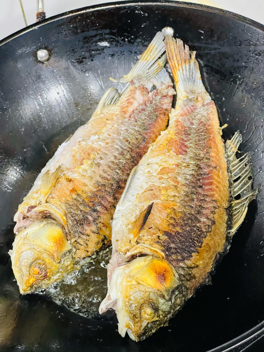 📣奶香鲫鱼汤：鱼汤就要这样做❗❗