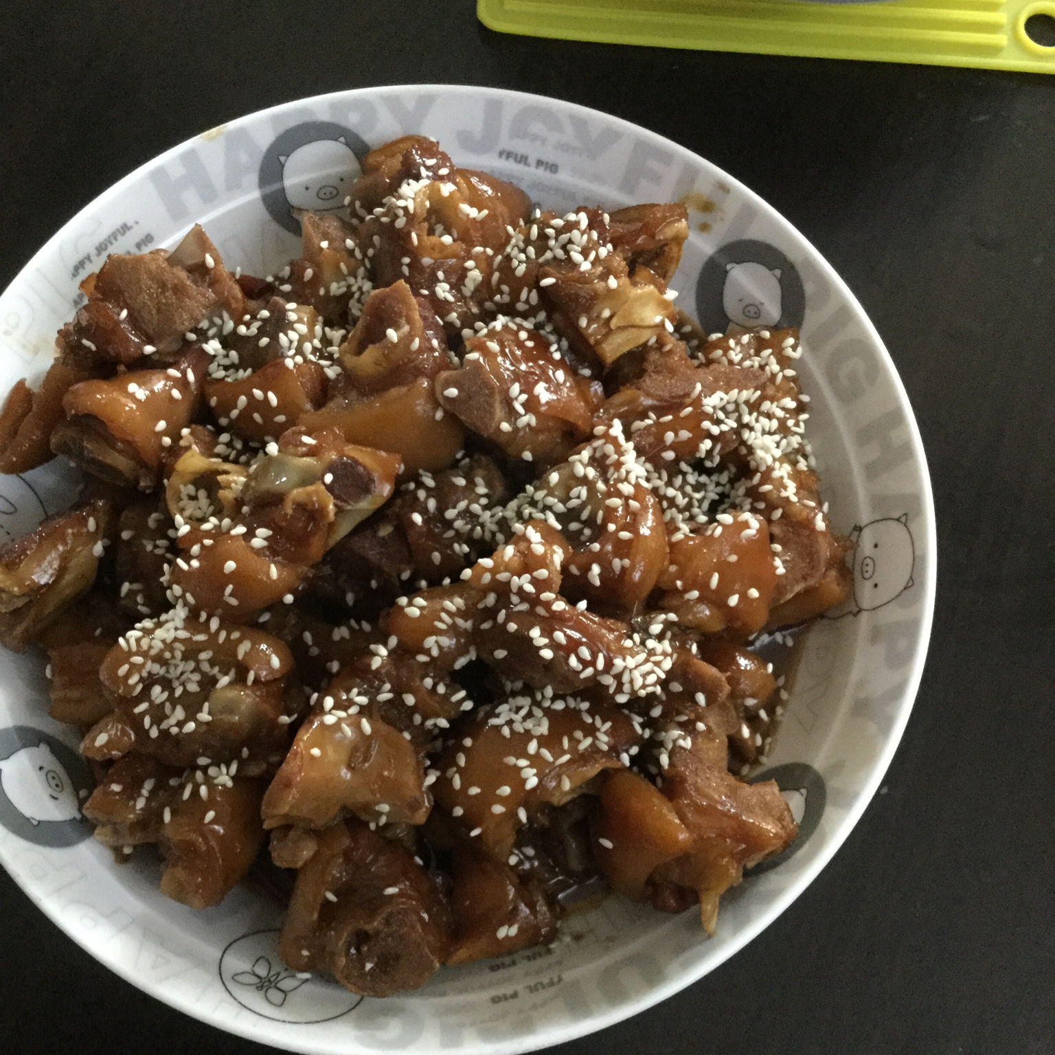 美味的家常菜：红烧猪蹄