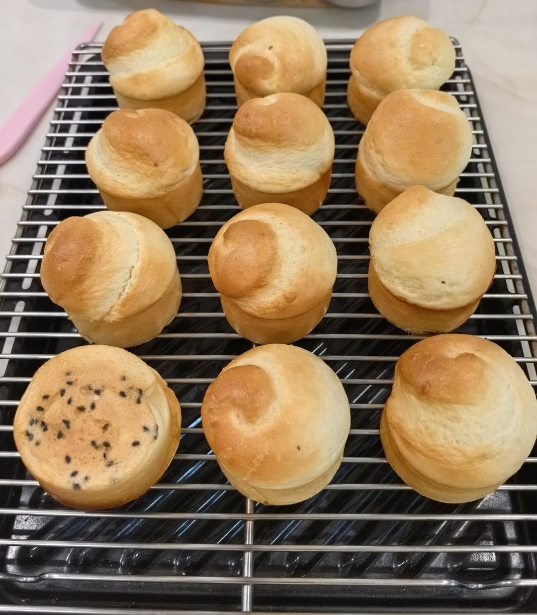 脆底蜂蜜小面包