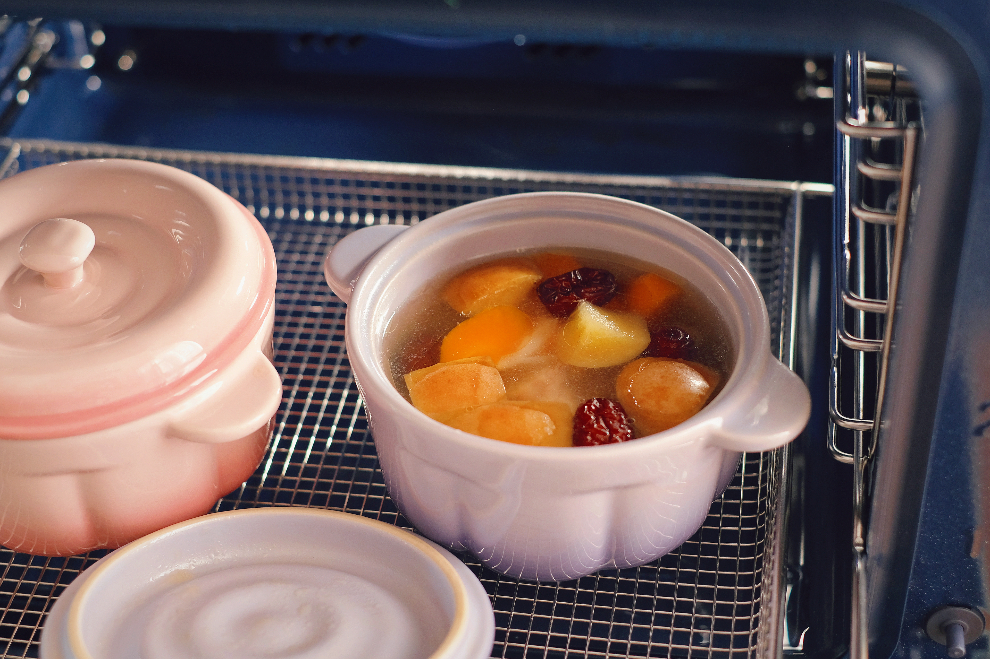 鲜甜又滋补的排骨苹果汤的做法 步骤8