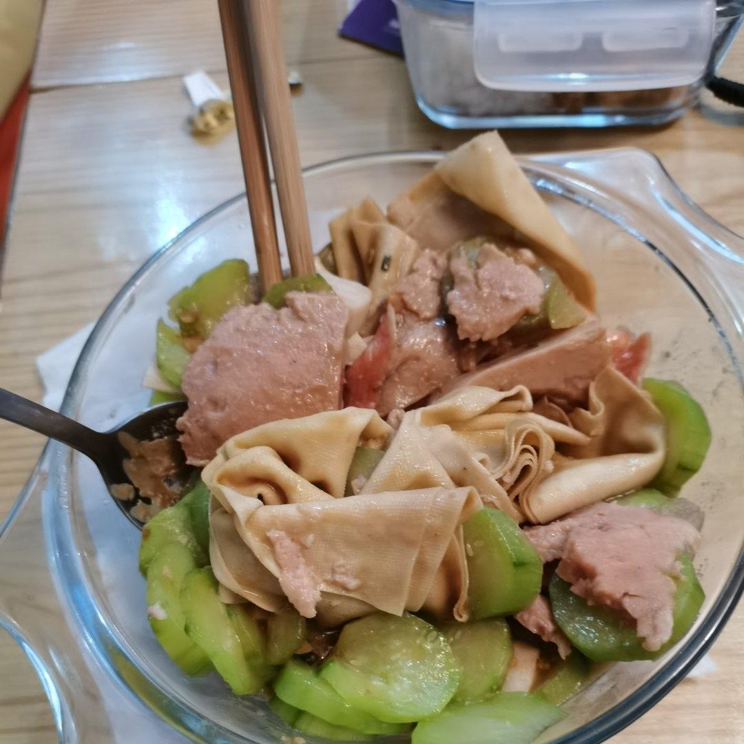 比麻辣烫好吃百倍！自制超过瘾巨解馋麻辣拌