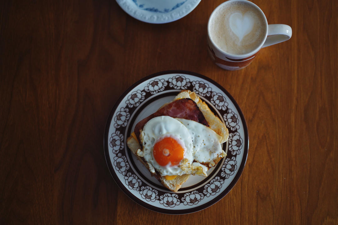 Le Petit Déjeuner