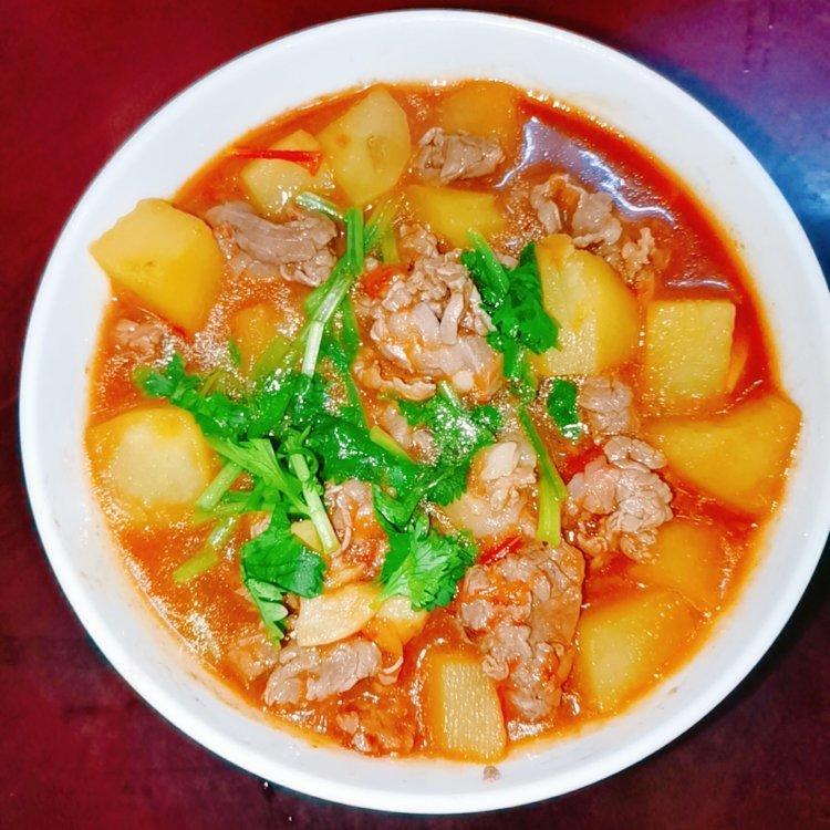 超开胃的番茄土豆肥牛汤‼️下米饭无敌了