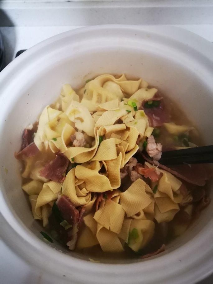 腌笃鲜