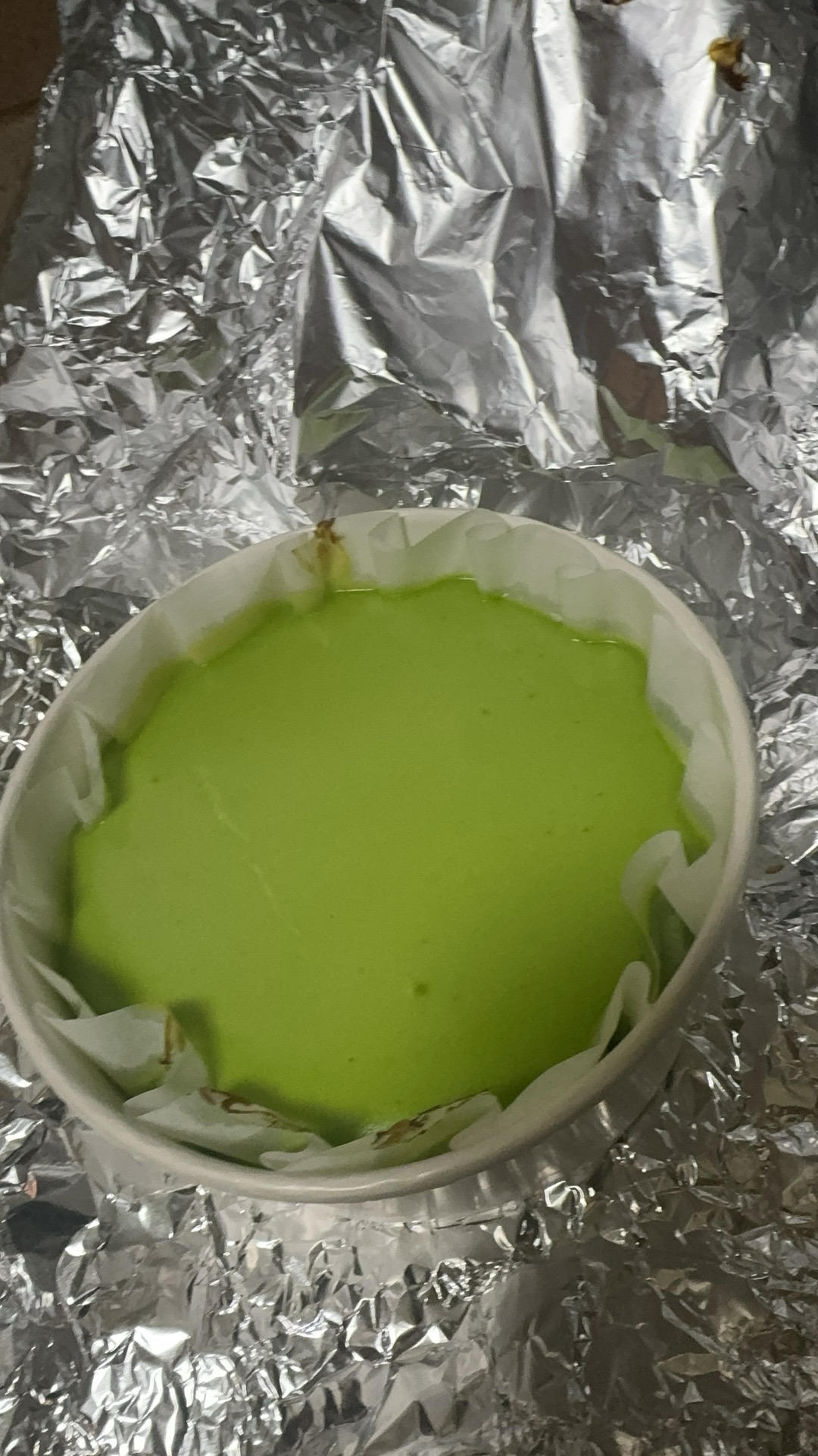 开心果巴斯克，醇香浓郁烤芝士蛋糕