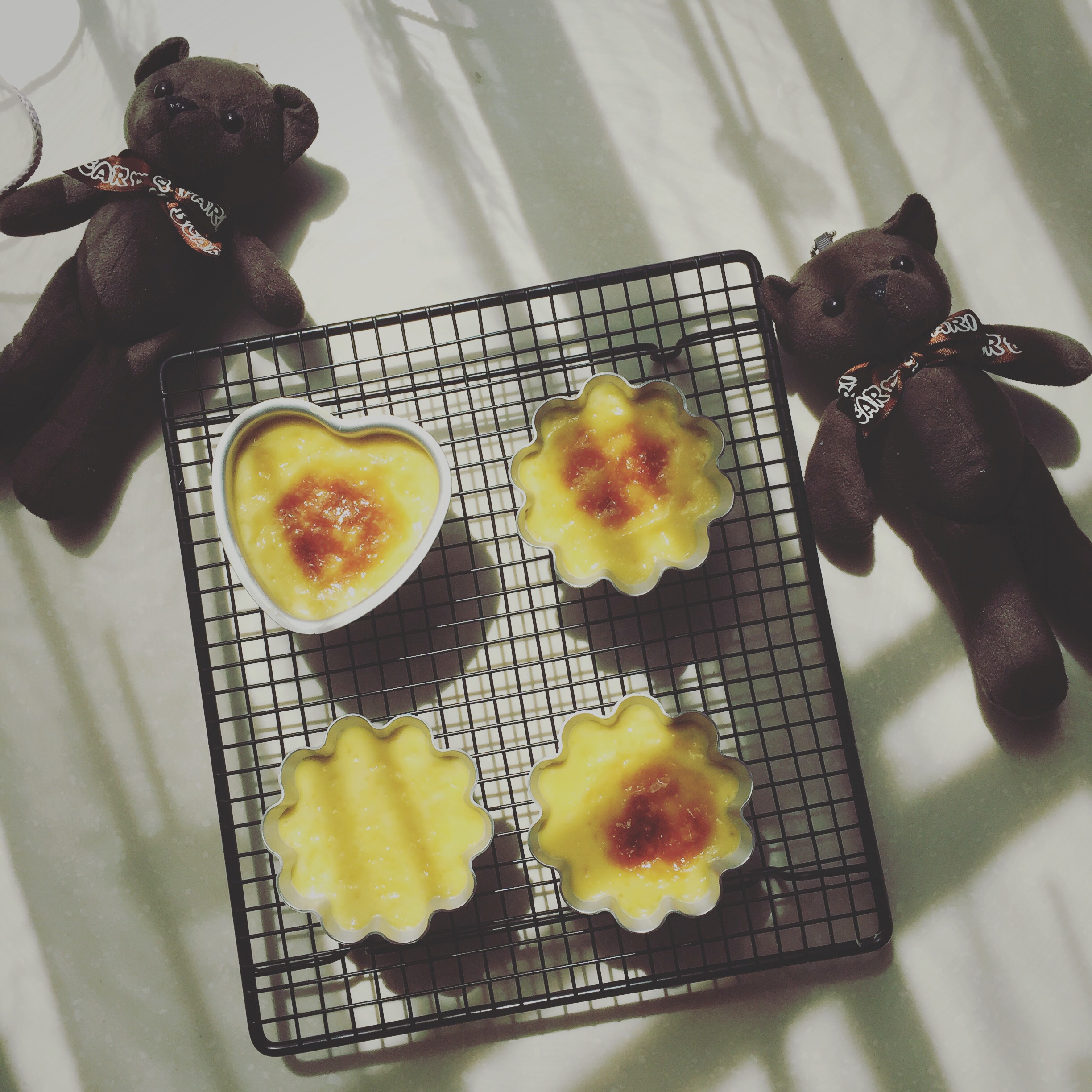 Crèmebrulée。法式烤布雷。焦糖布丁。