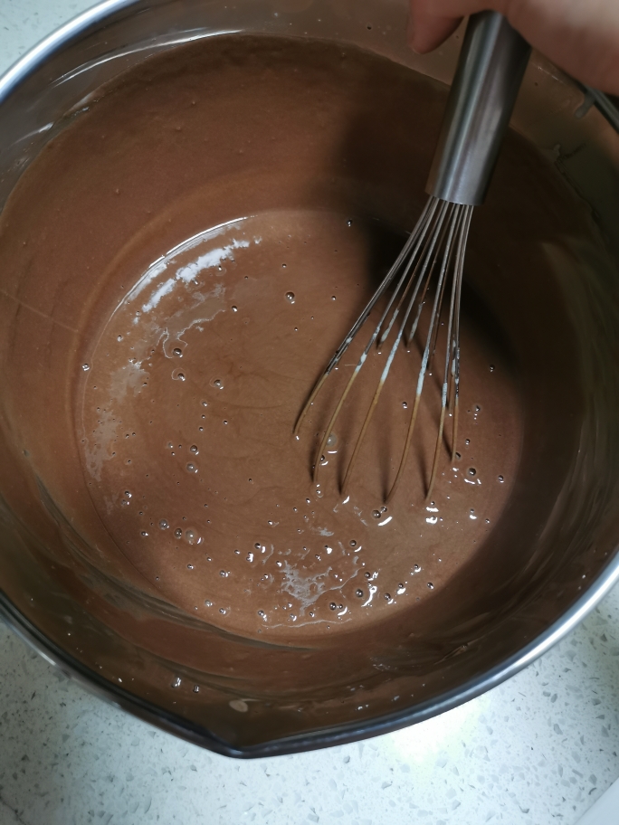 巧克力冰淇淋无冰渣（熬蛋黄制作法）的做法 步骤7