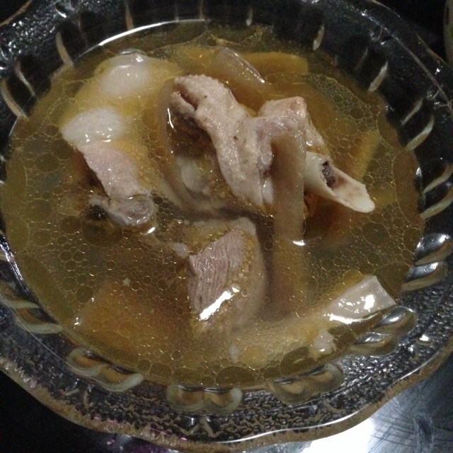 酸萝卜老鸭汤