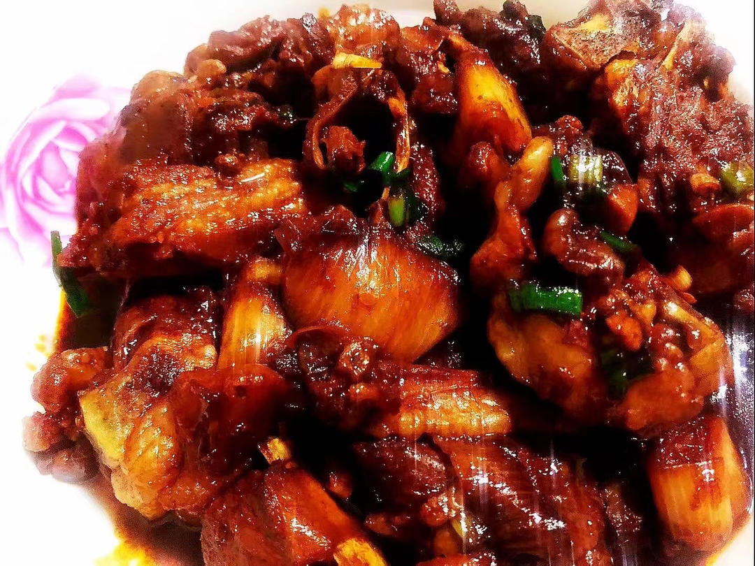 【红烧羊肉煲】