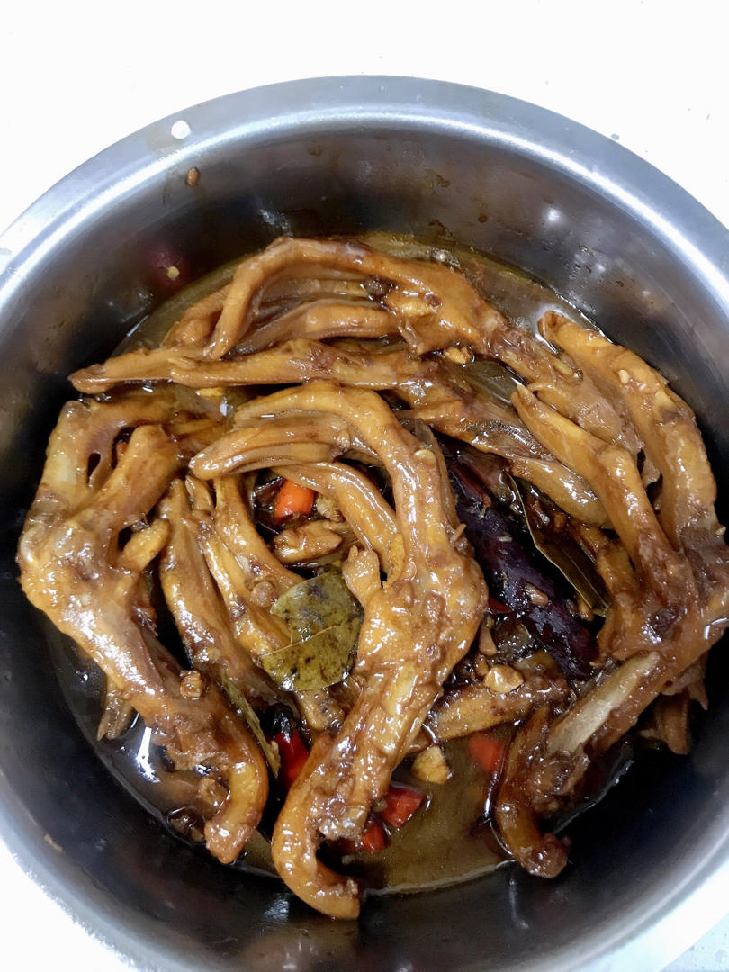 卤鸭掌不好吃你打我