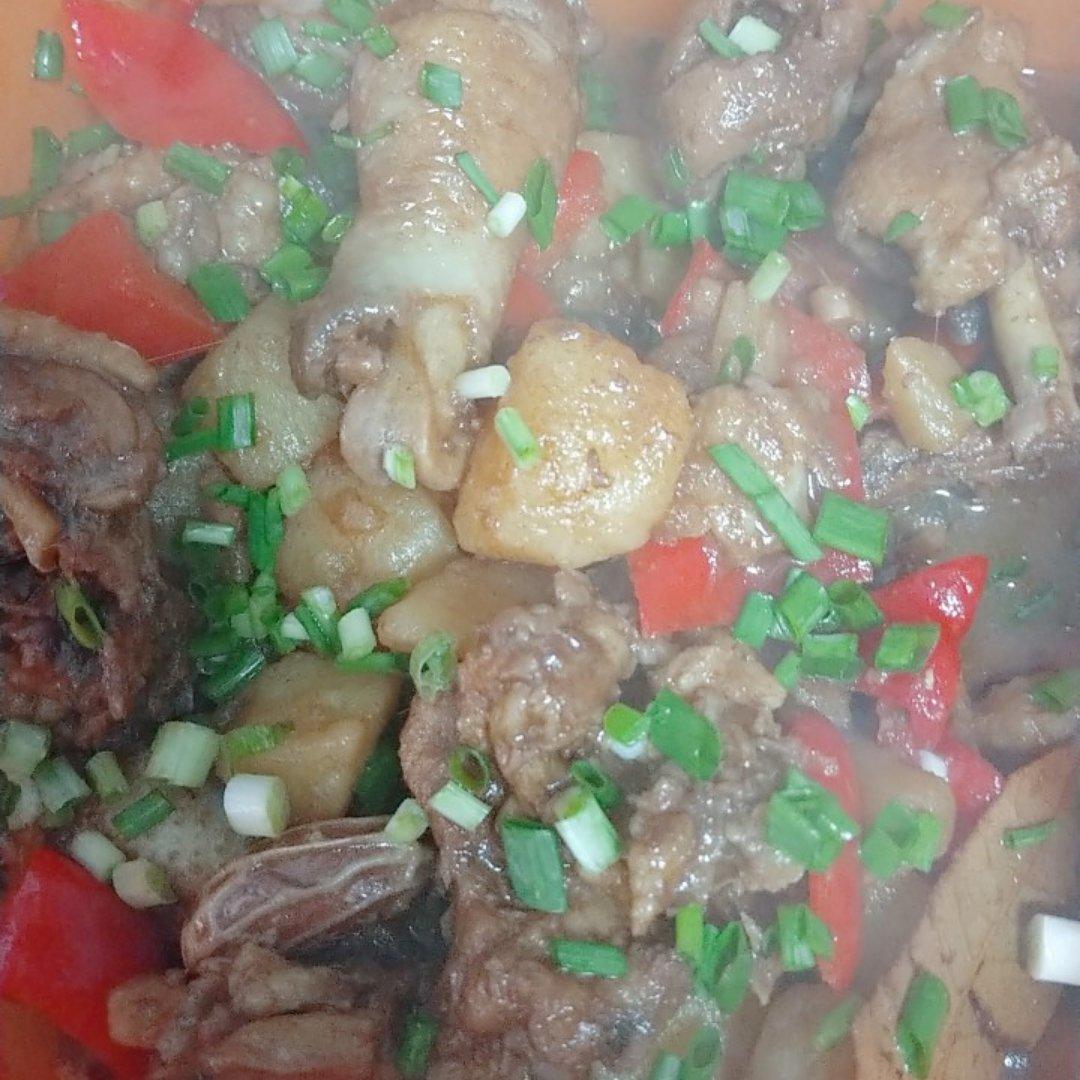 三杯鸡烧土豆
