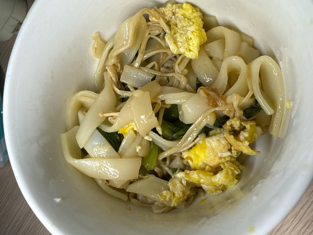 素炒河粉
