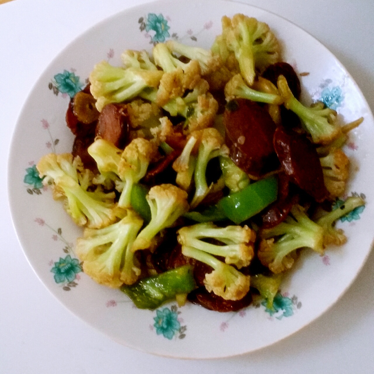 麻辣香肠炒花菜