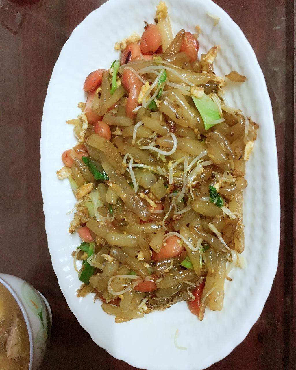 yll-叶做的酱炒银针粉