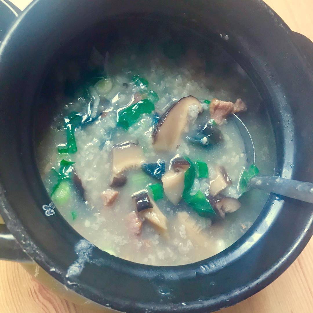 十五分钟快手之香滑皮蛋瘦肉粥(附五分钟电饭煲电压力锅更快捷方法)