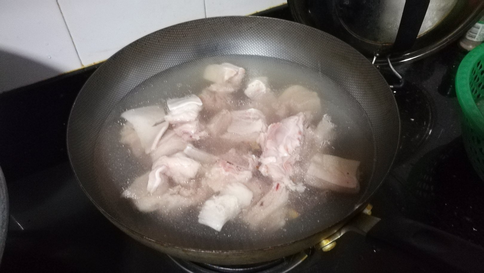 红焖腐竹香菇羊肉煲