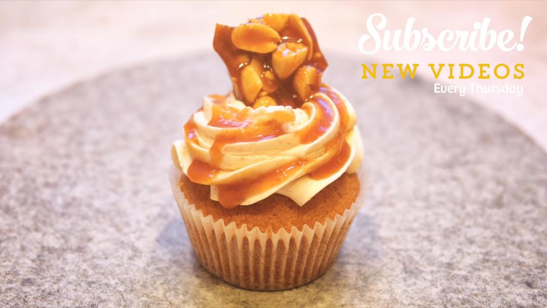 【Peanut & Banana Caramel Cupcakes/焦糖香蕉&花生cupcakes】的做法