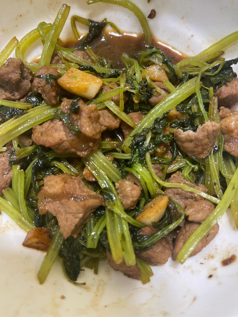 超下饭的芹菜炒牛肉