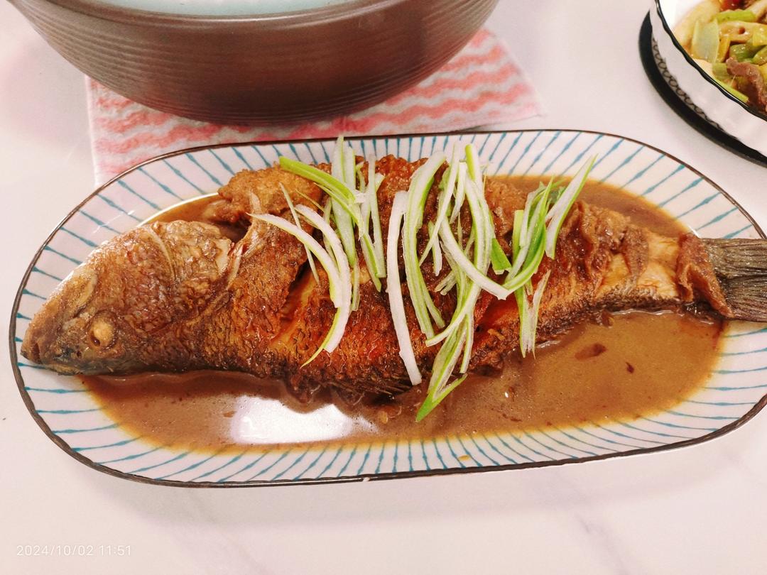 家常红烧鱼