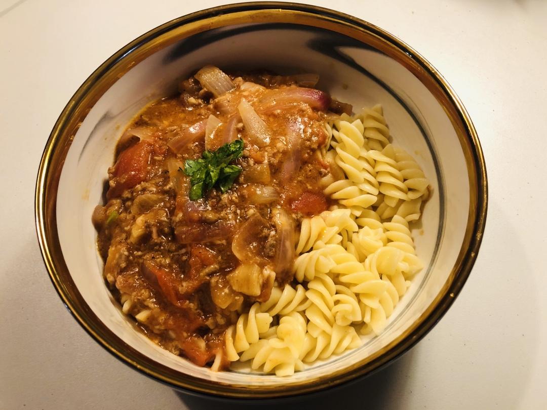 （完胜必胜客的）番茄肉酱意大利面～