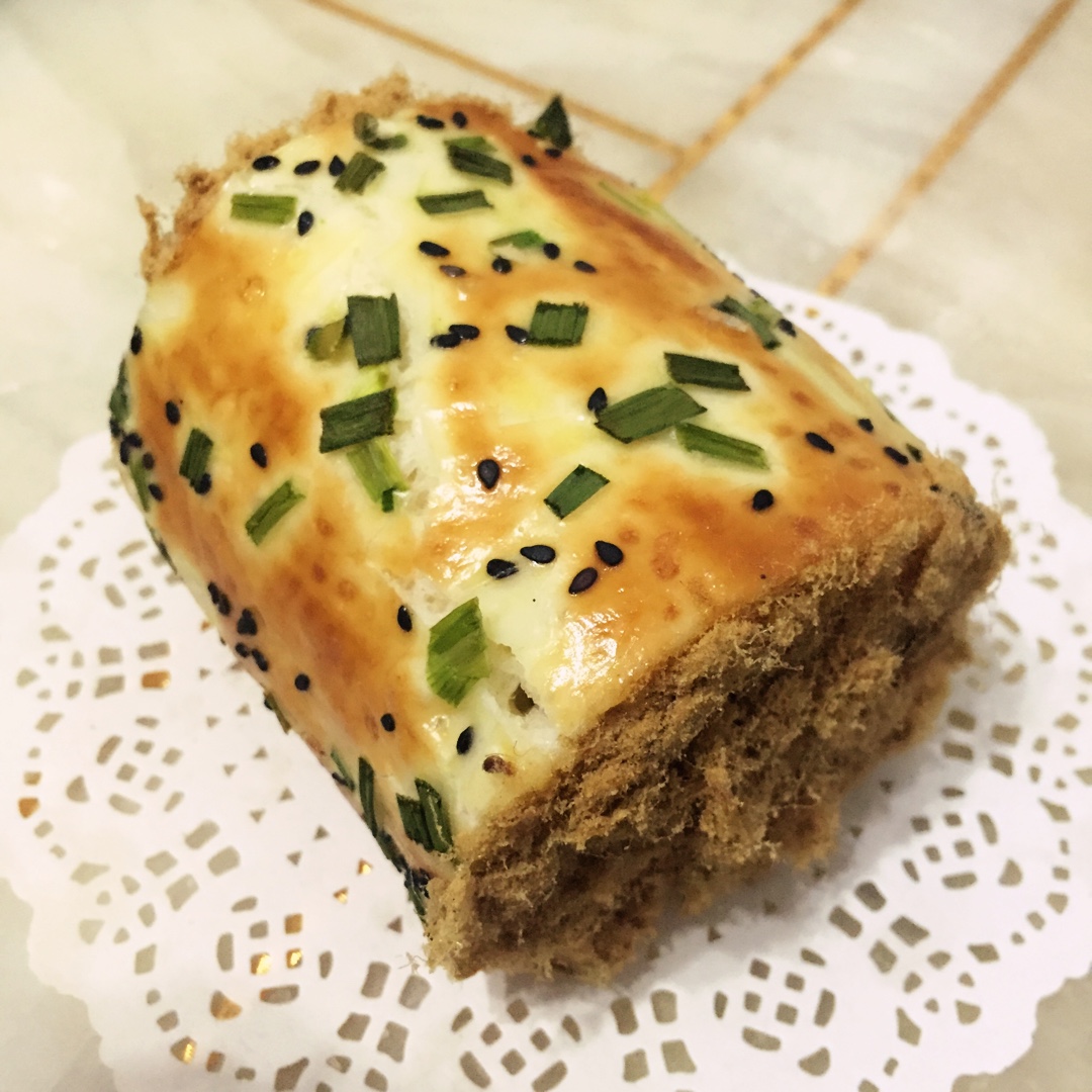 液种肉松面包卷