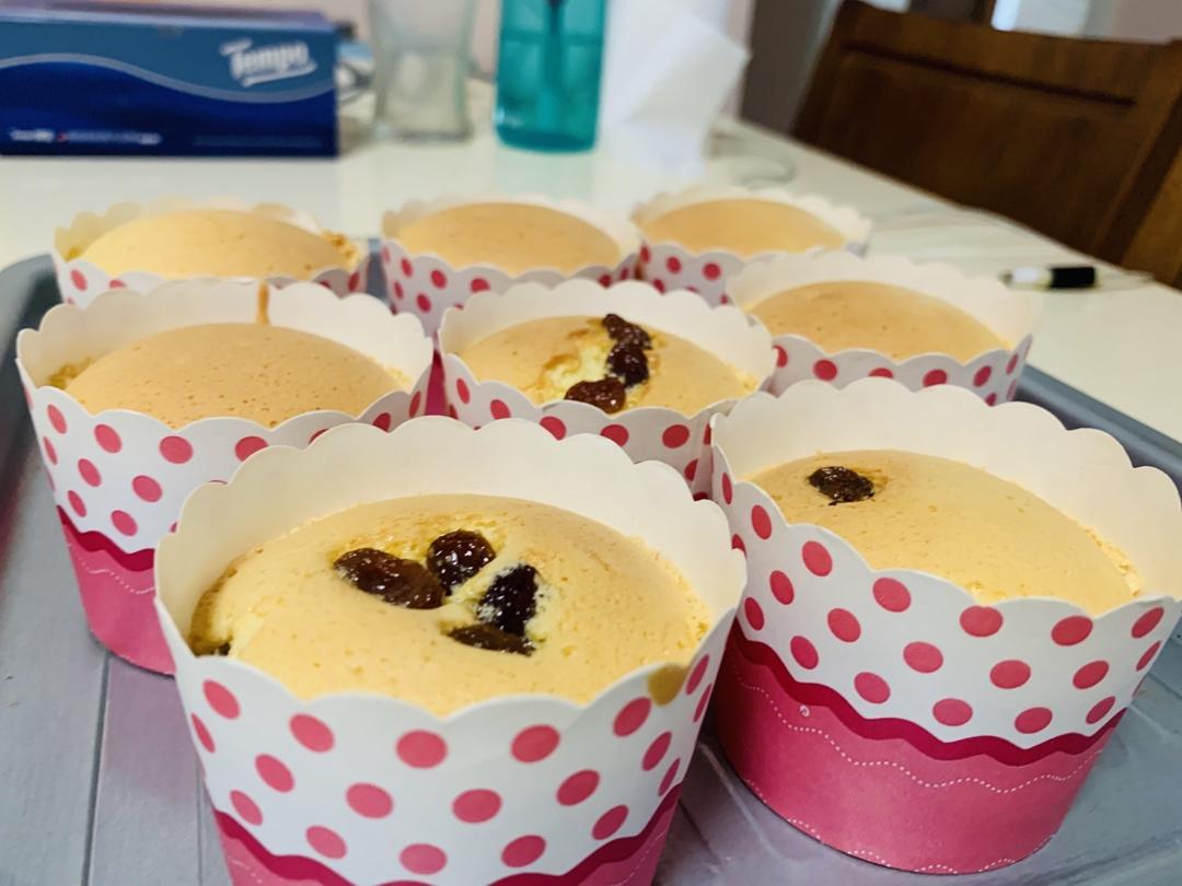 纸杯蛋糕 8寸戚风蛋糕的量