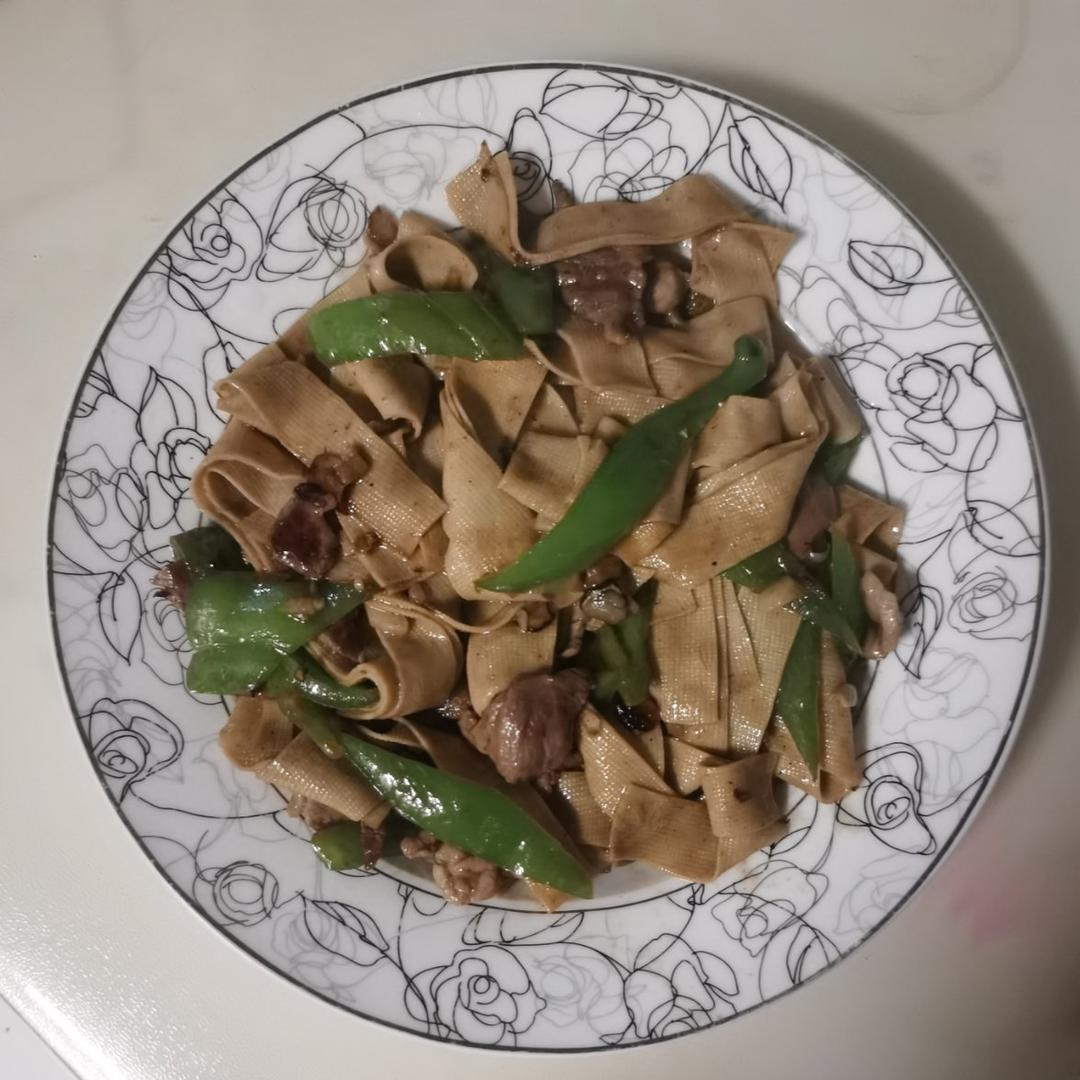尖椒干豆腐炒肉