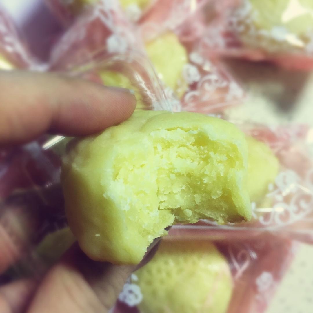 超虐的半岛酒店奶黄月饼（赖子自留帖）