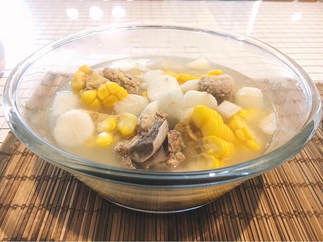 山药玉米排骨汤