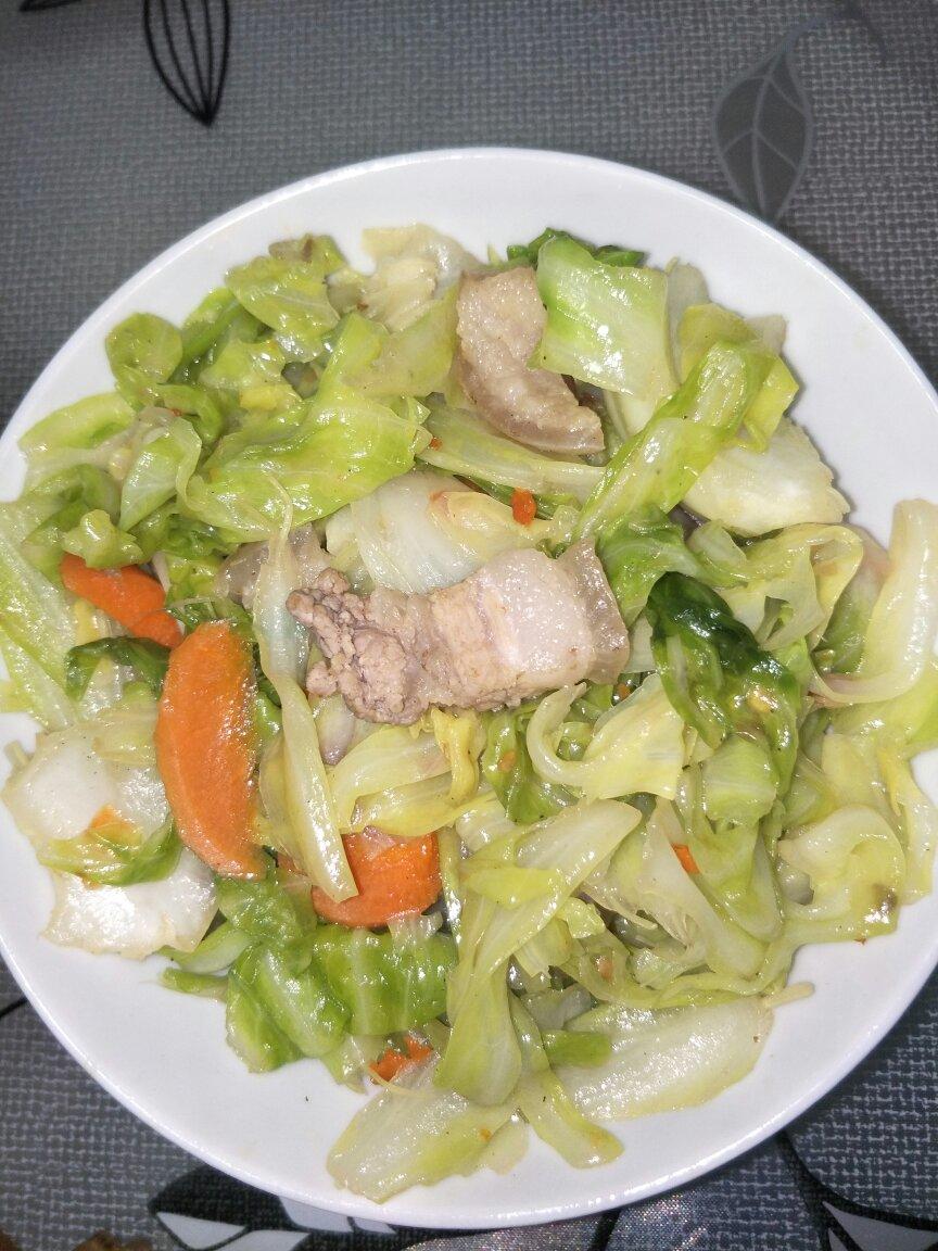阿婆手撕包菜
