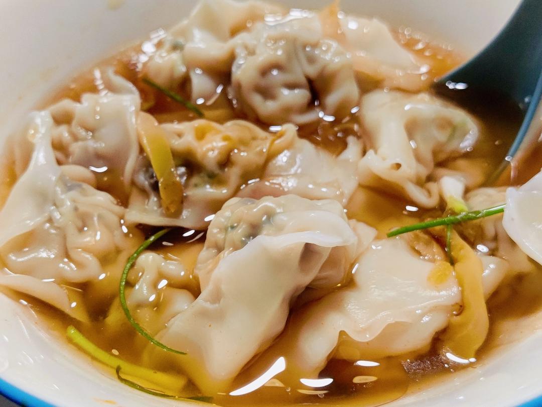 一款非常鲜美的馄饨饺子馅：菌菇三鲜虾仁馅