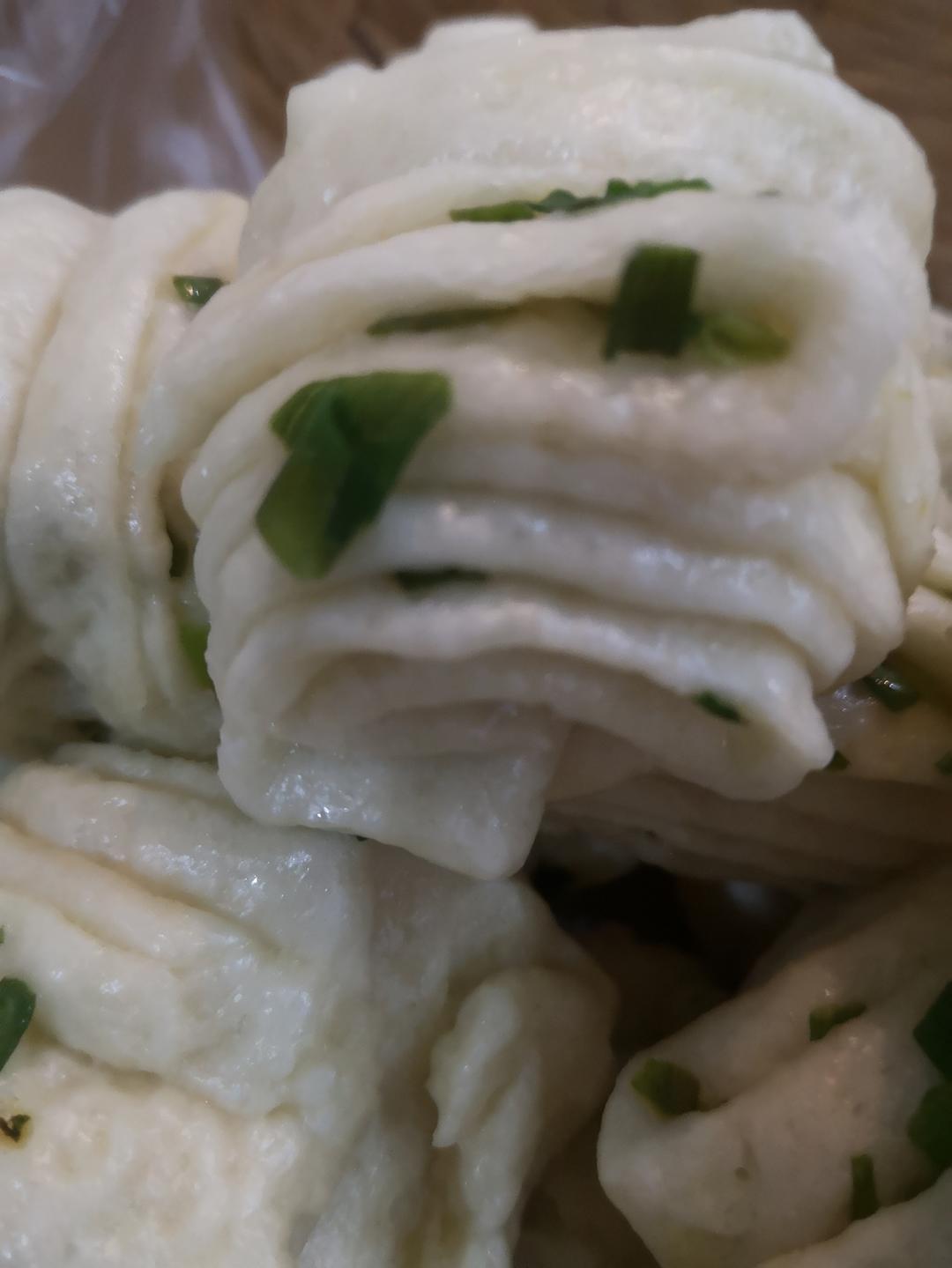 椒盐葱香花卷