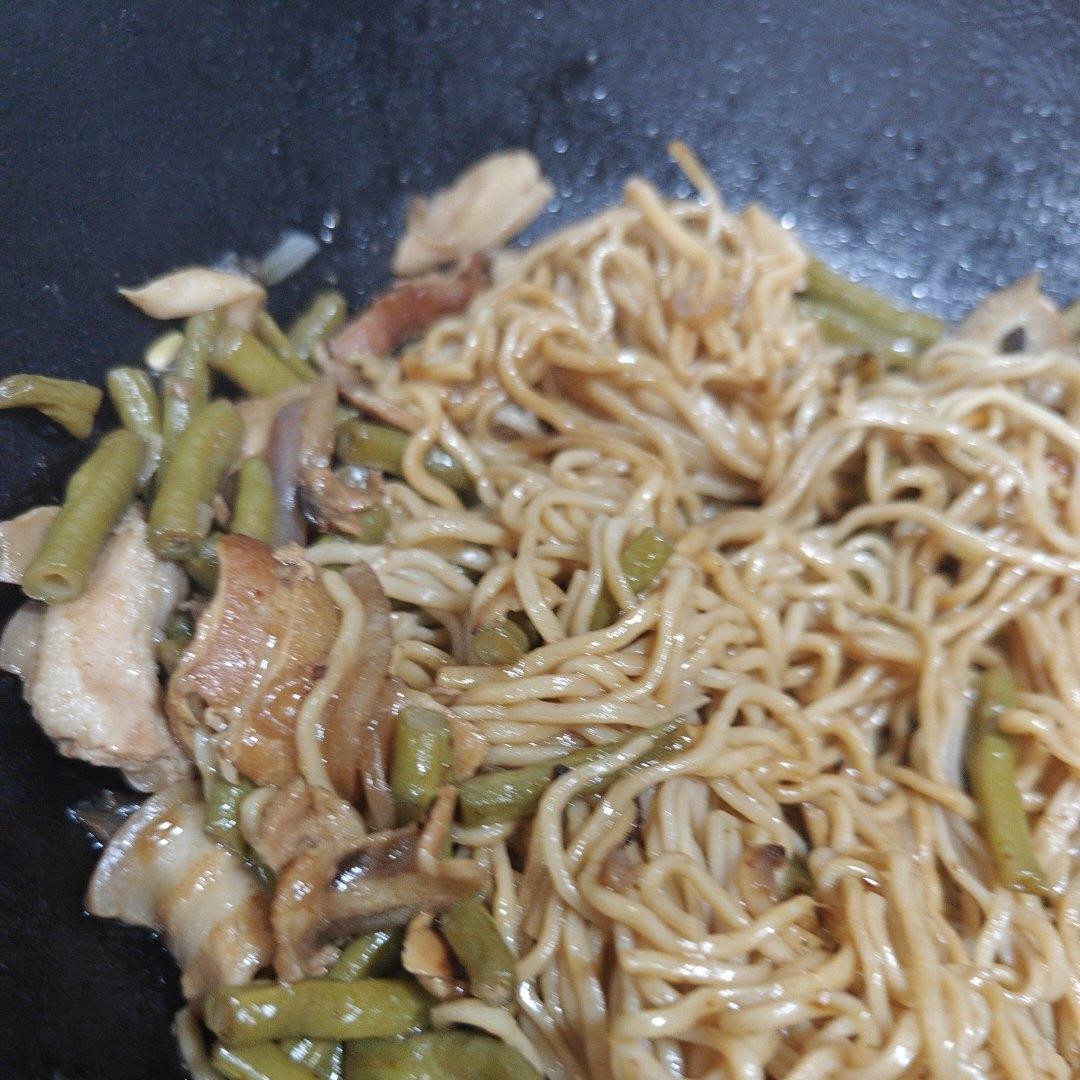家庭版豆角焖面