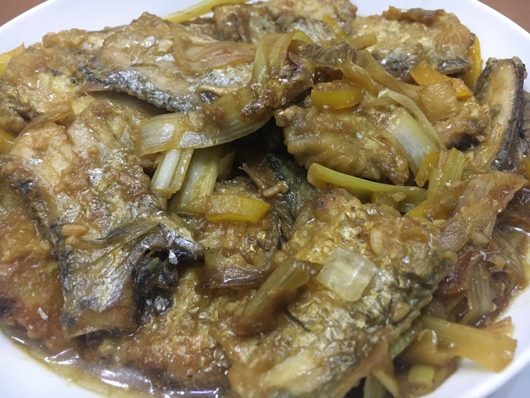 红烧带鱼