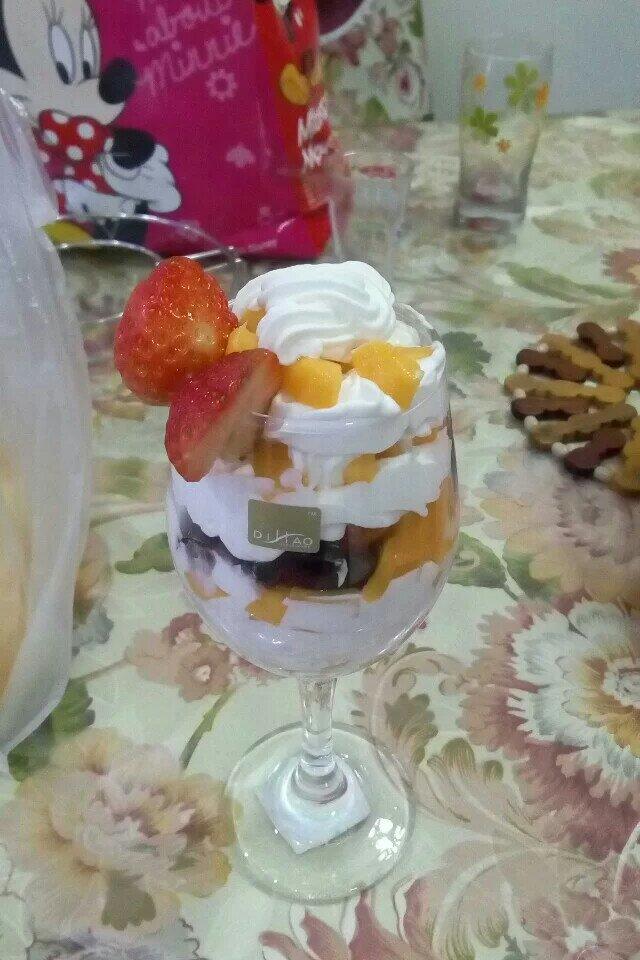 奶油水果杯