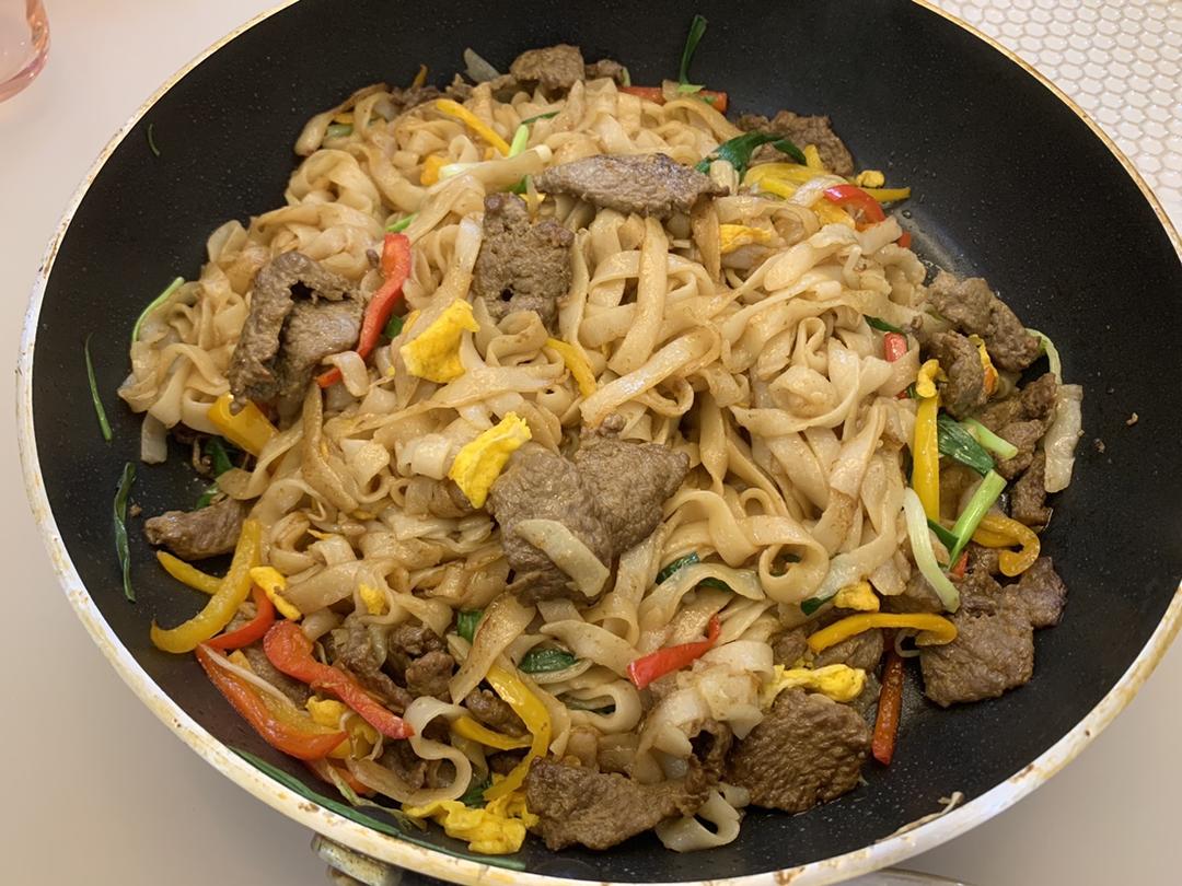 干炒牛河｜美食台