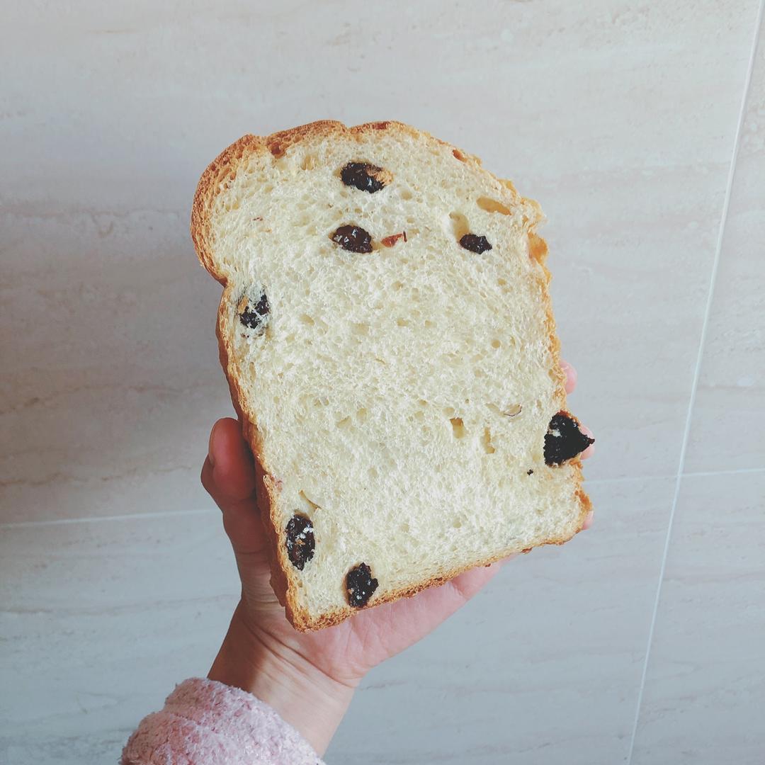 超好吃的黑芝麻蔓越莓吐司