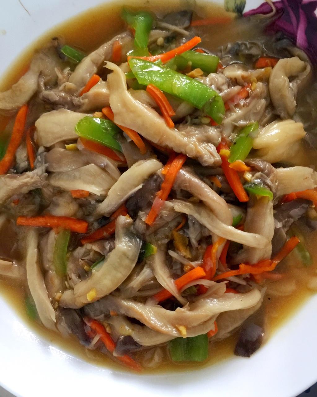 恬淡静谧做的蚝油蘑菇