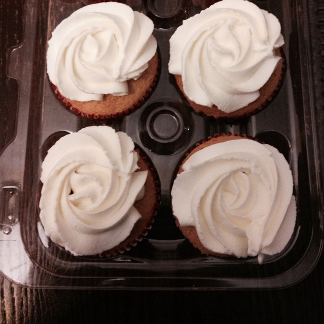 超简单完美戚风蛋糕（6寸2蛋）附打发、翻拌、脱模视频