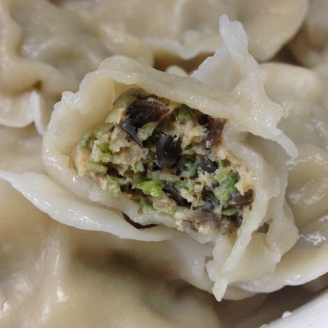 水饺（芹菜木耳猪肉馅）