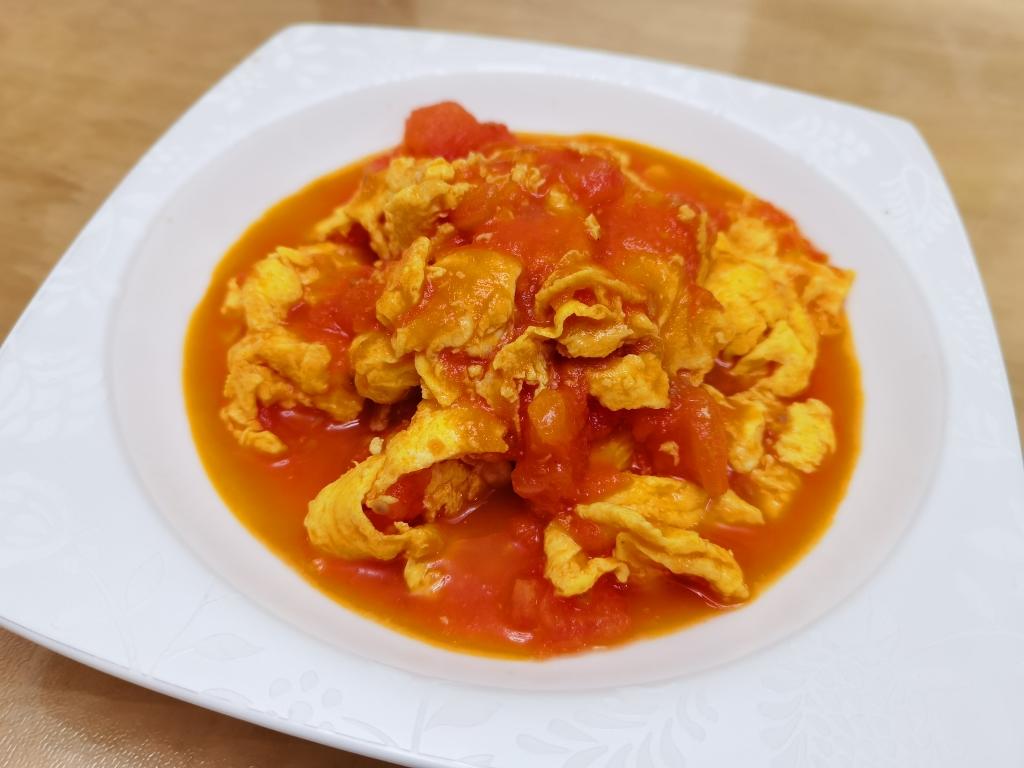 西红柿炒鸡蛋的做法