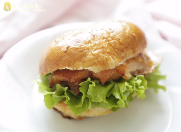 新奥尔良烤鸡腿堡