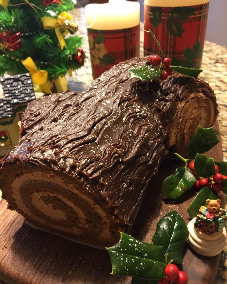 圣诞树干蛋糕（Christmas Log）