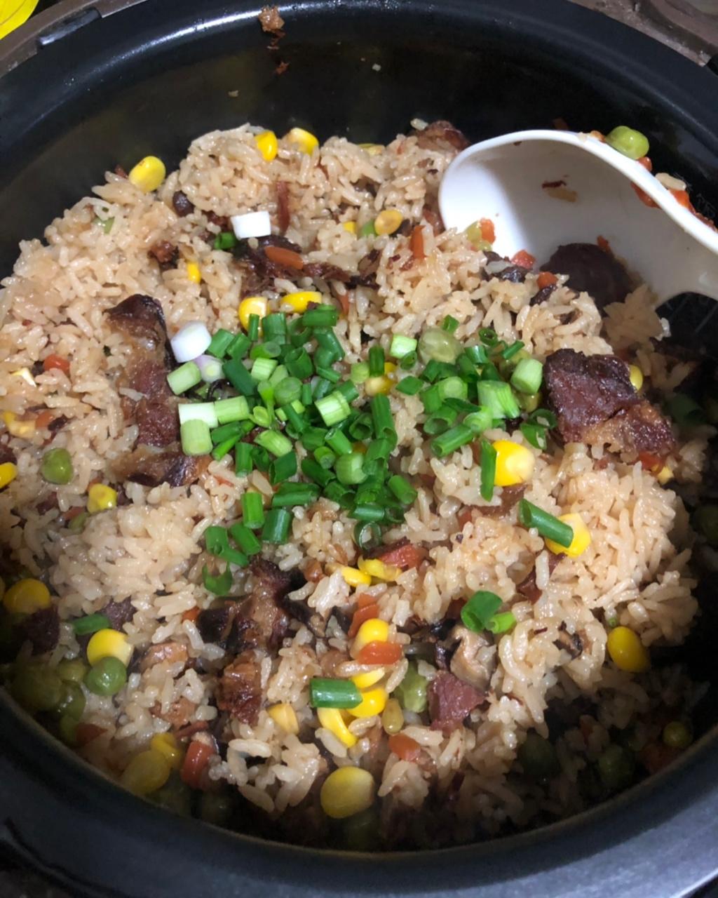 懒人必备～电饭煲腊肠焖饭