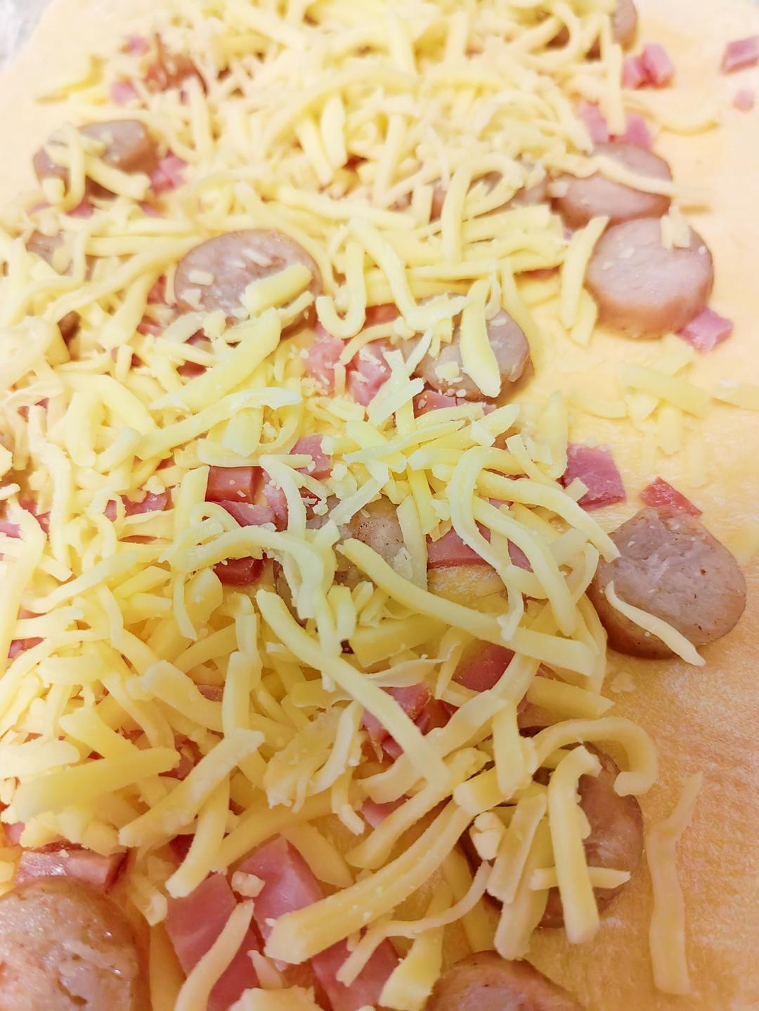 蒜香芝士德肠吐司/超香的咸口吐司