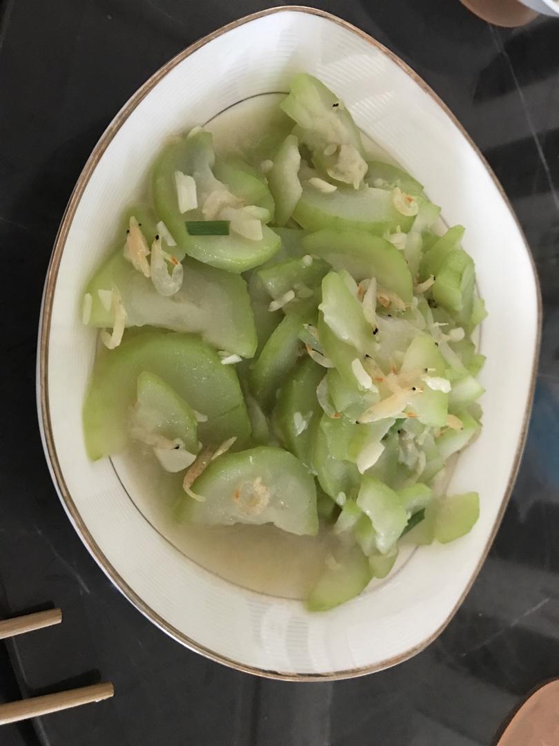 胡忠雷做的虾皮炒蒲瓜